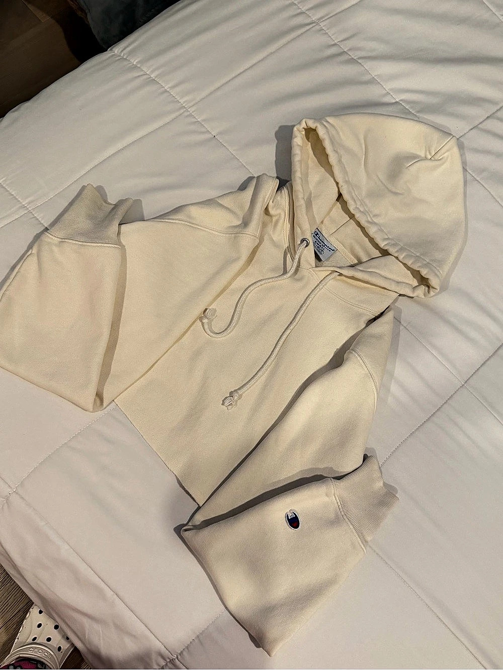 Champion Cropped Cut-Off Cream Hoodie